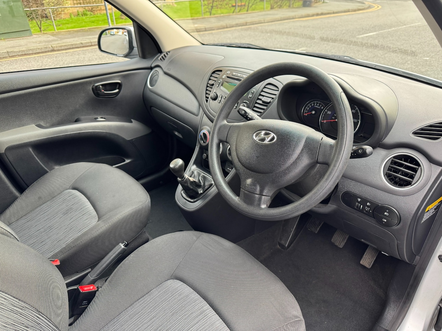 Used Hyundai i10 2012 for sale - 77283684: Photo 51