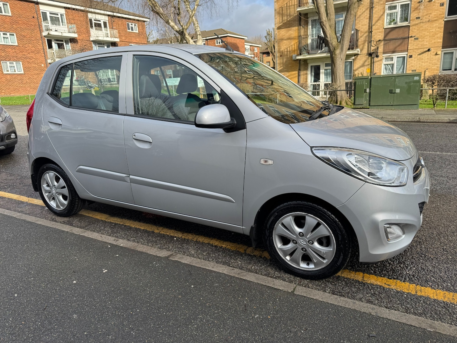 Used Hyundai i10 2012 for sale - 77283684: Photo 65