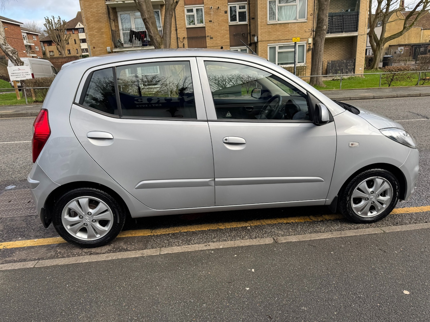 Used Hyundai i10 2012 for sale - 77283684: Photo 71