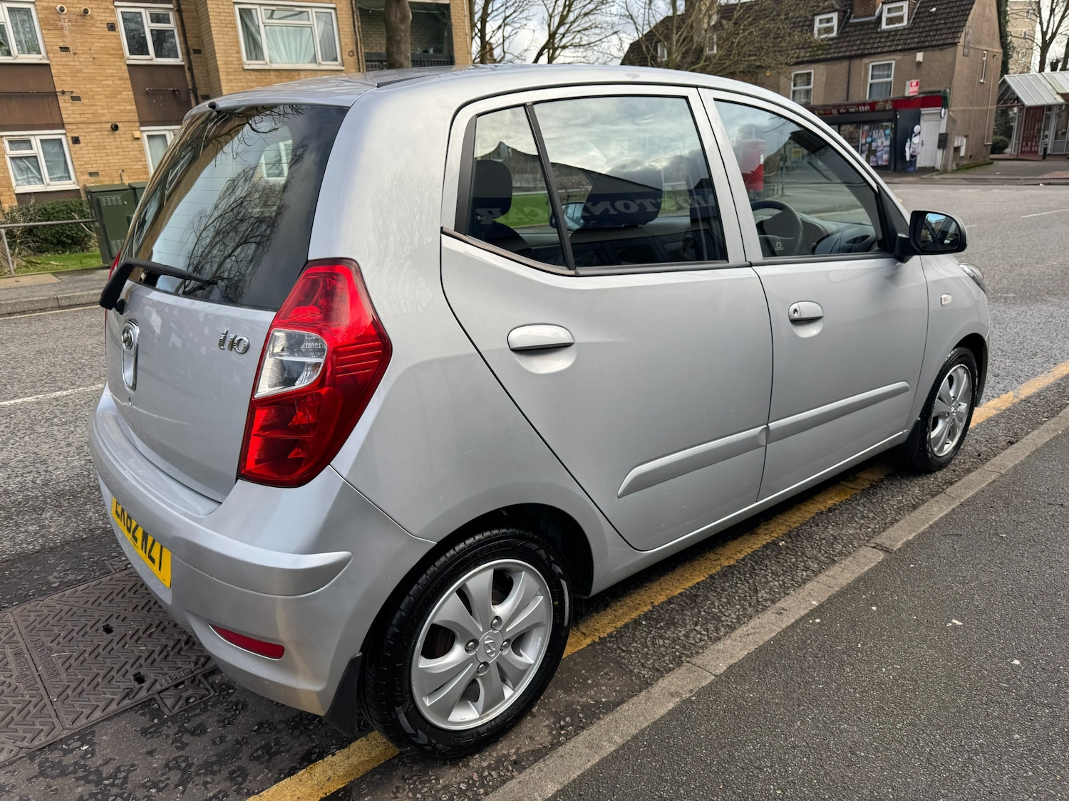Used Hyundai i10 2012 for sale - 77283684: Photo 74