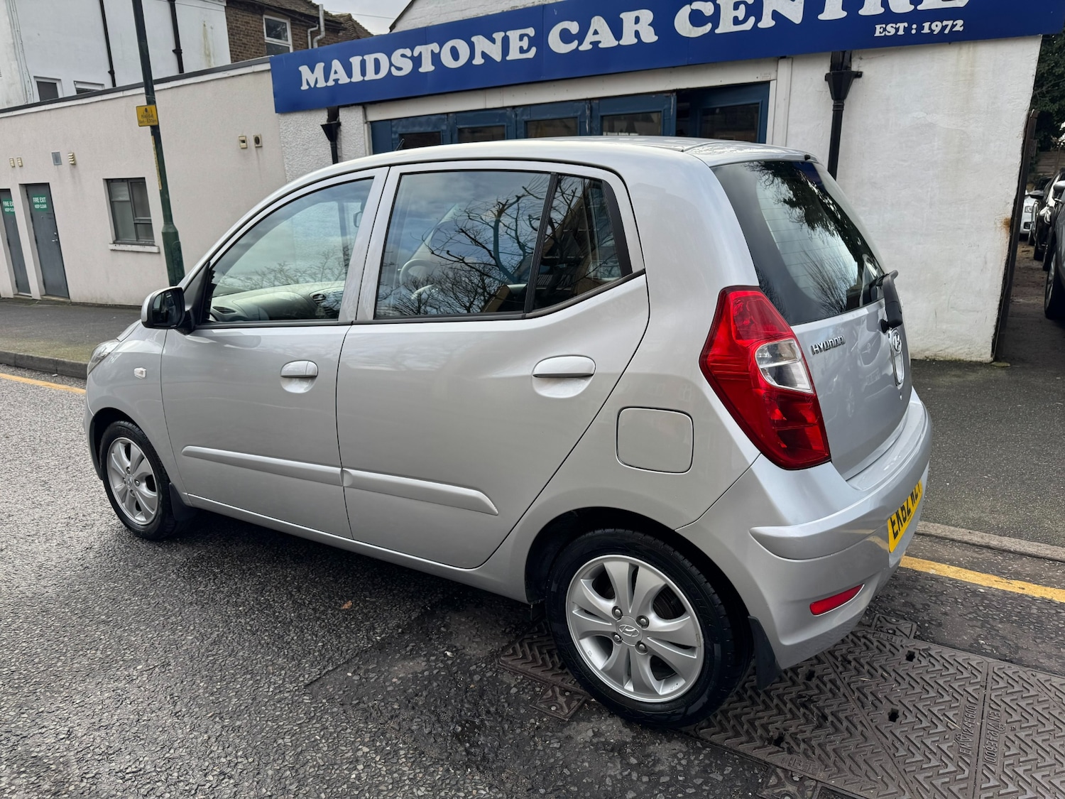 Used Hyundai i10 2012 for sale - 77283684: Photo 84