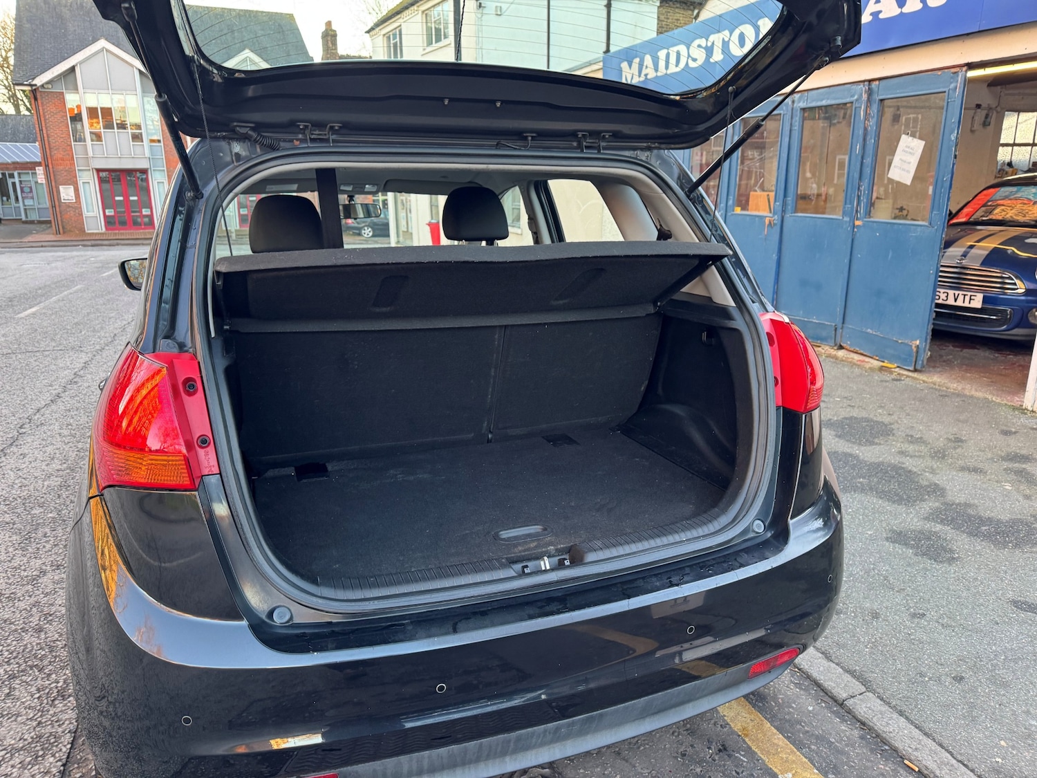 Used Kia Venga 2012 for sale - 77088363: Photo 20