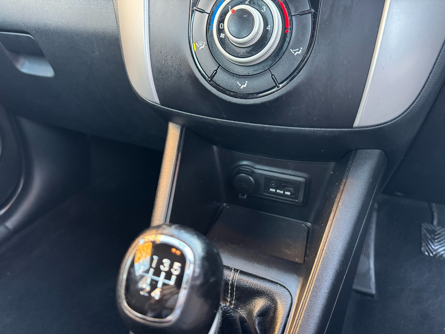 Used Kia Venga 2012 for sale - 77088363: Photo 42