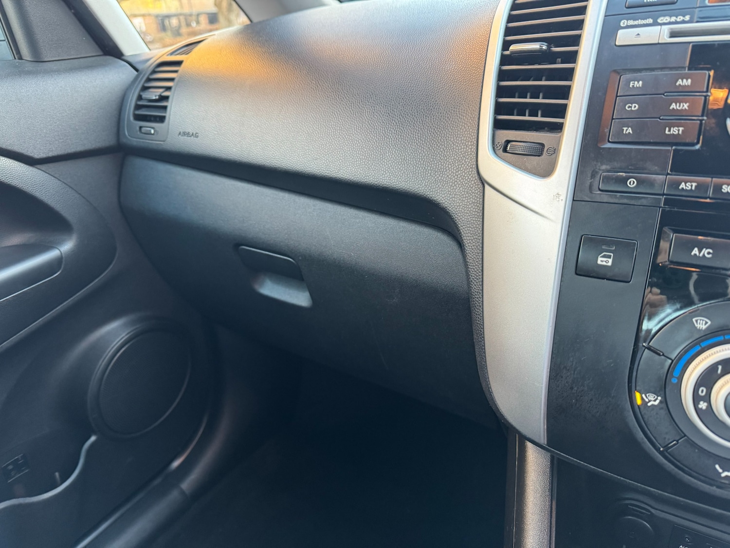 Used Kia Venga 2012 for sale - 77088363: Photo 43