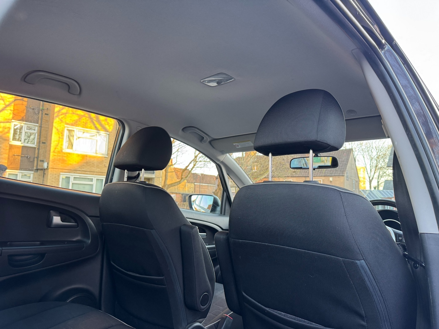 Used Kia Venga 2012 for sale - 77088363: Photo 45