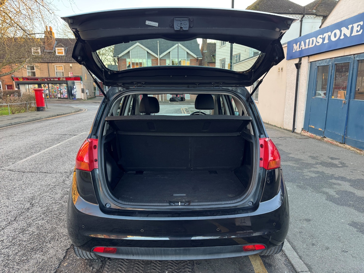 Used Kia Venga 2012 for sale - 77088363: Photo 48