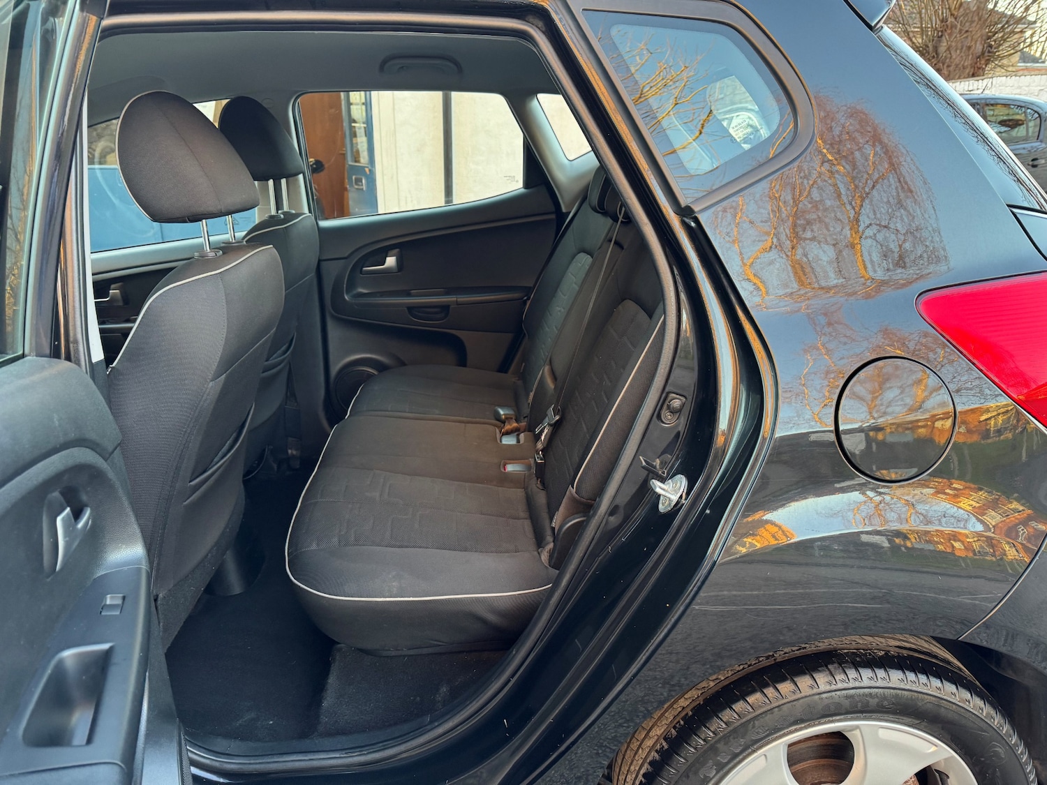 Used Kia Venga 2012 for sale - 77088363: Photo 50