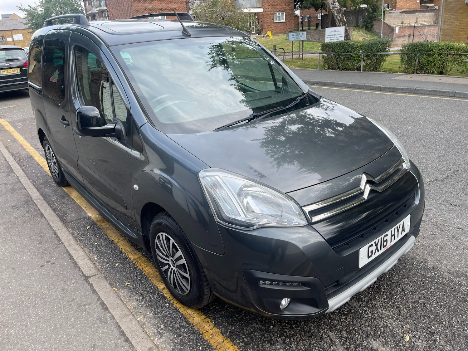 Vehicle 28