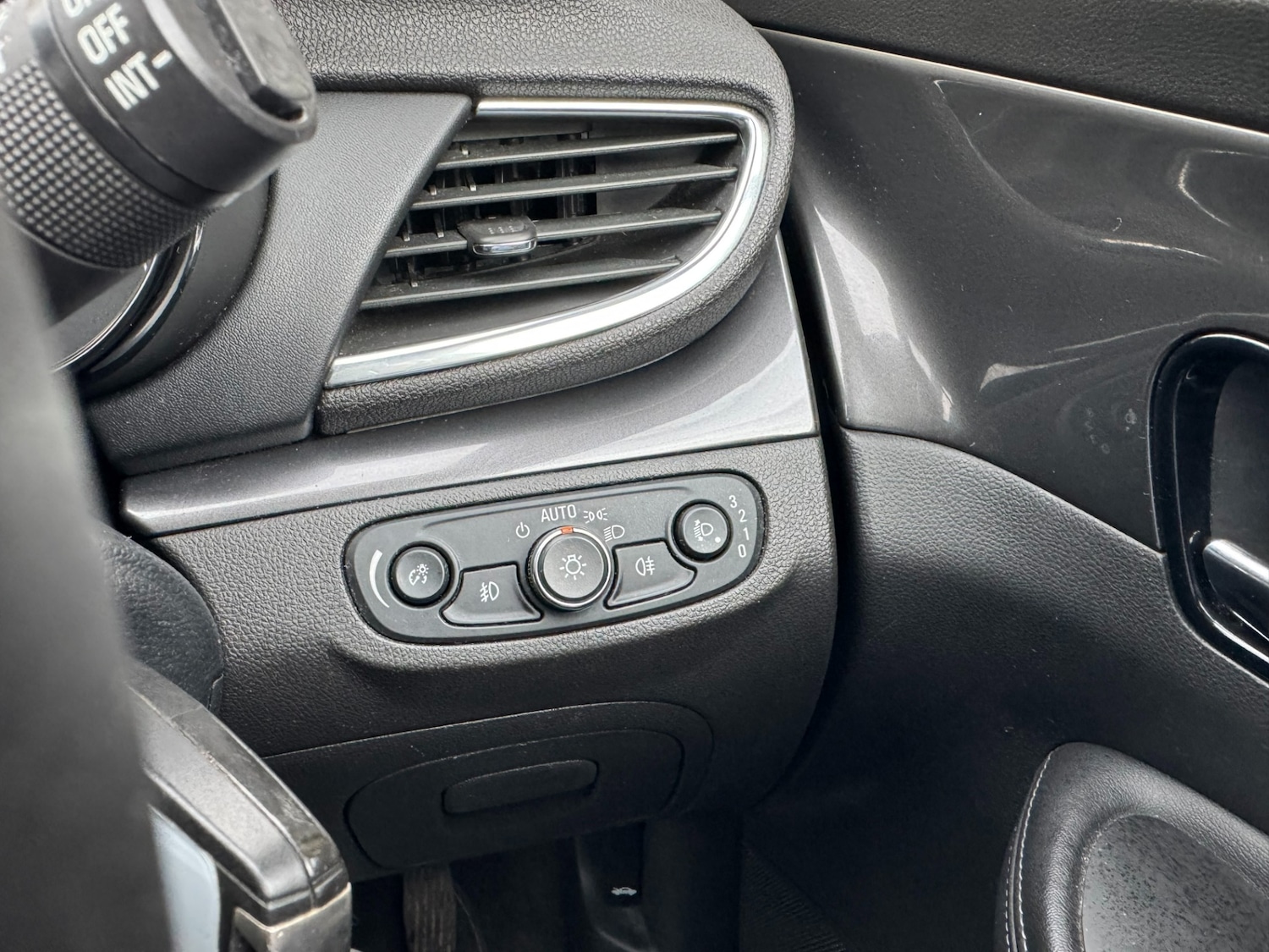 Used Vauxhall Mokka X 2018 for sale - 76421819: Photo 24