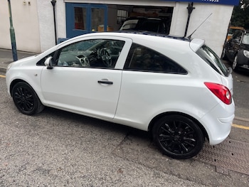 Used Vauxhall Corsa 2010 for sale - 75818069: Photo