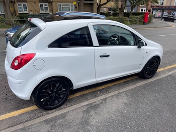 Used Vauxhall Corsa 2010 for sale - 75818069: Photo