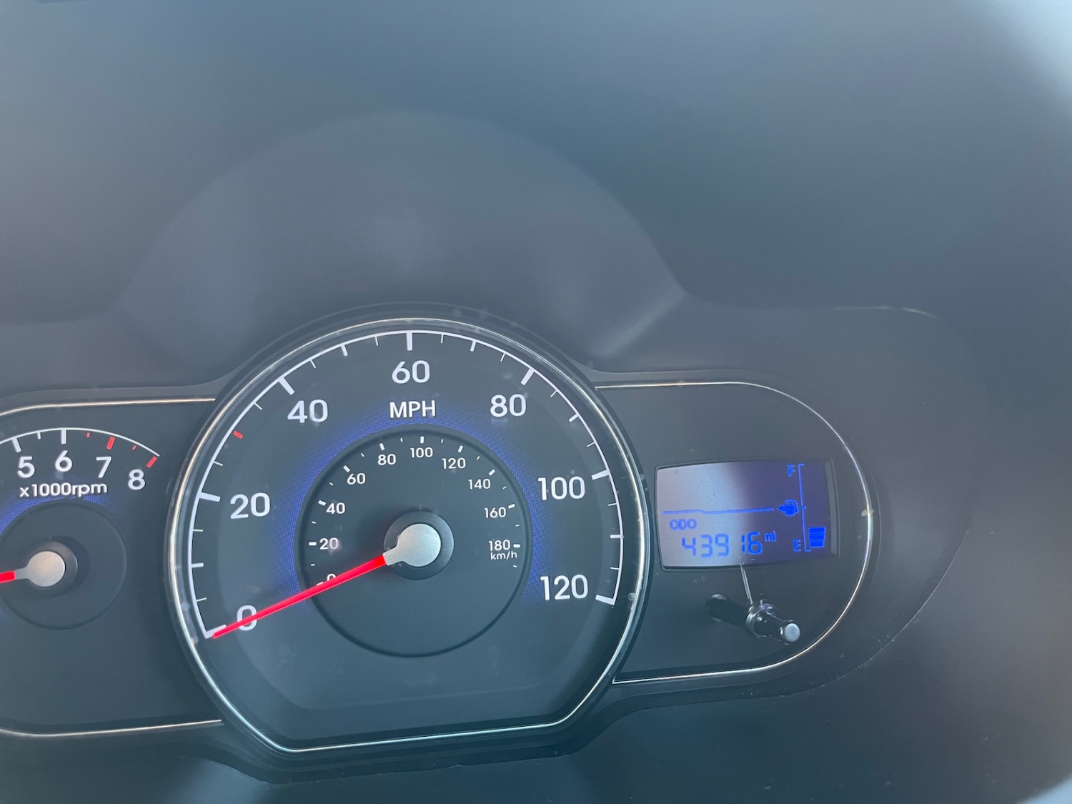 Used Hyundai i10 2014 for sale - 76819683: Photo 10