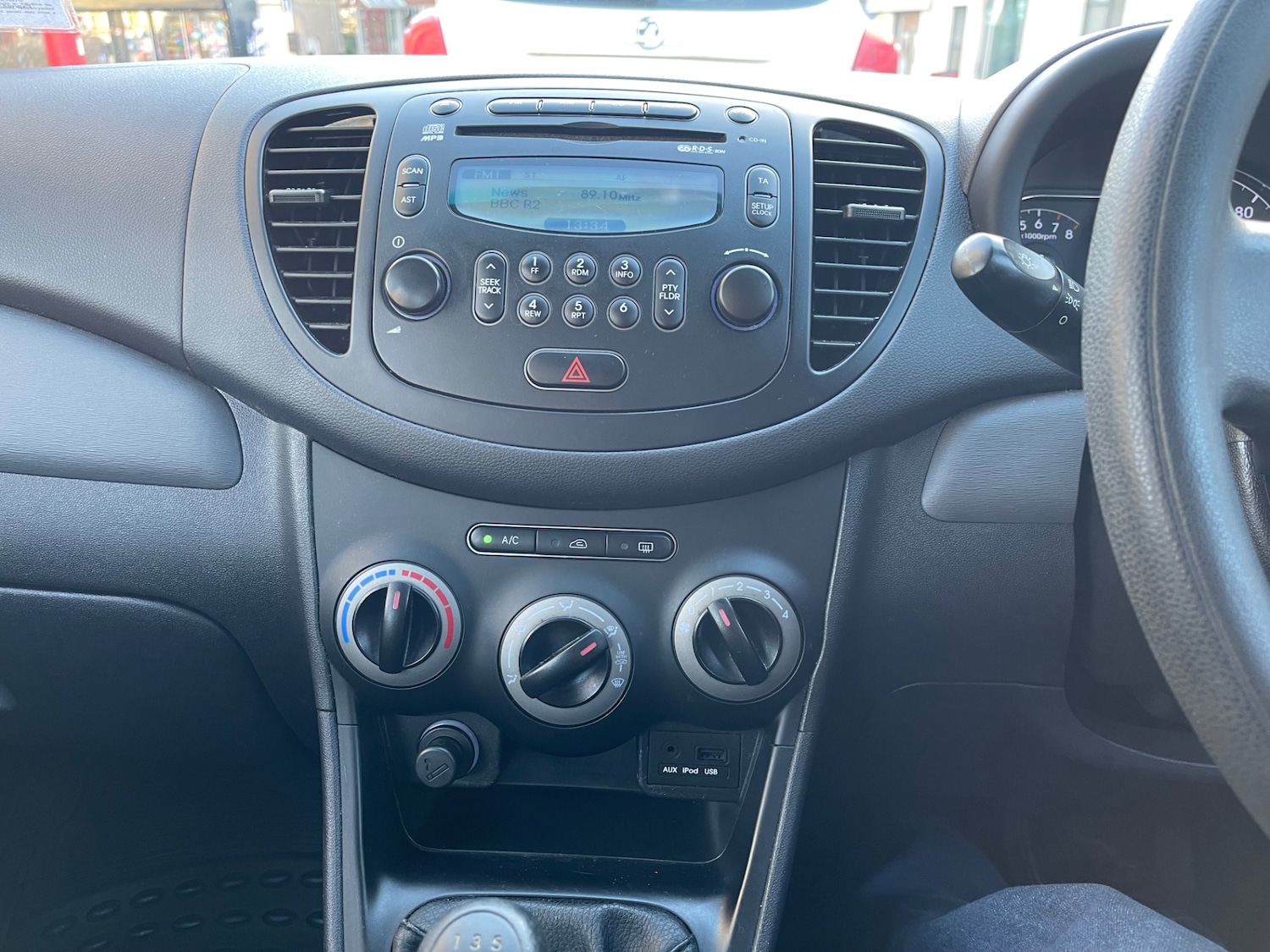 Used Hyundai i10 2014 for sale - 76819683: Photo 11