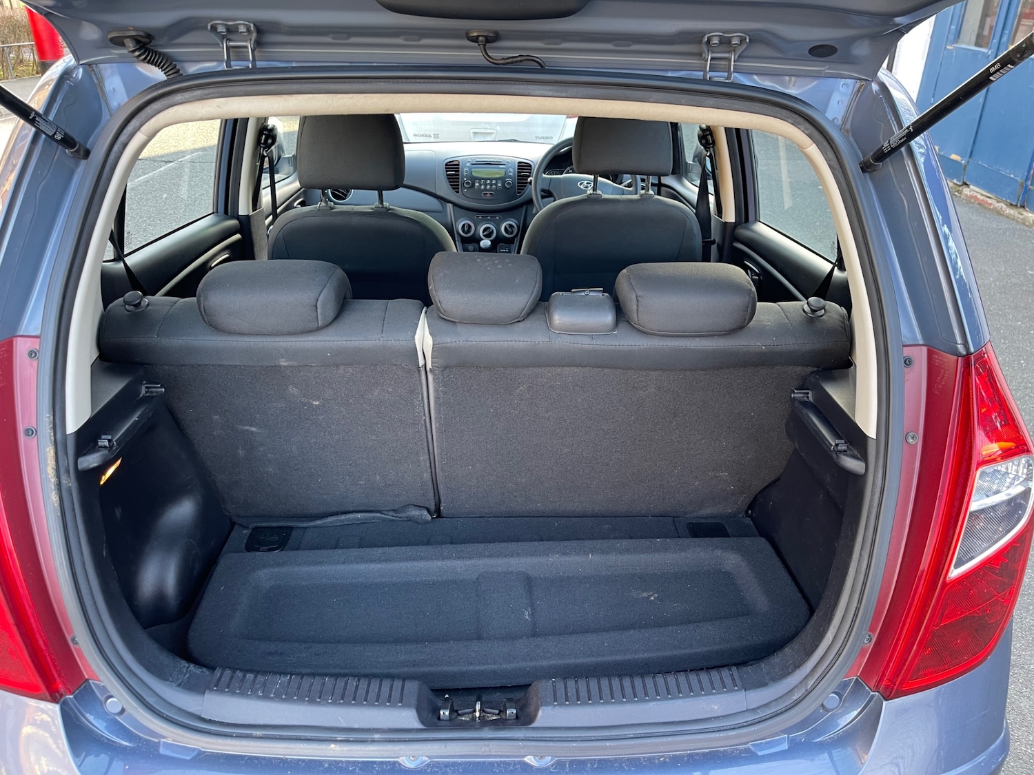 Used Hyundai i10 2014 for sale - 76819683: Photo 14