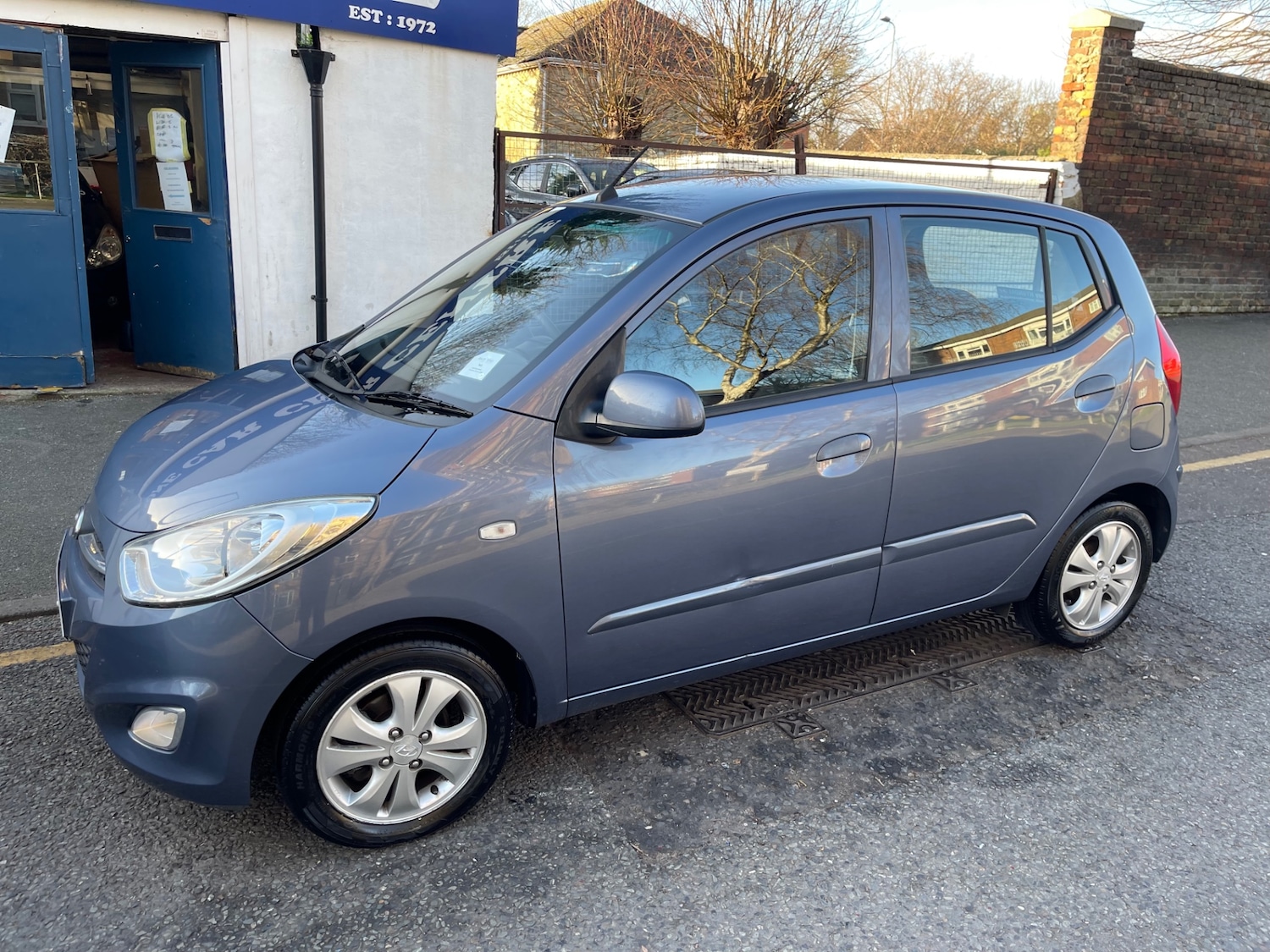 Used Hyundai i10 2014 for sale - 76819683: Photo 17