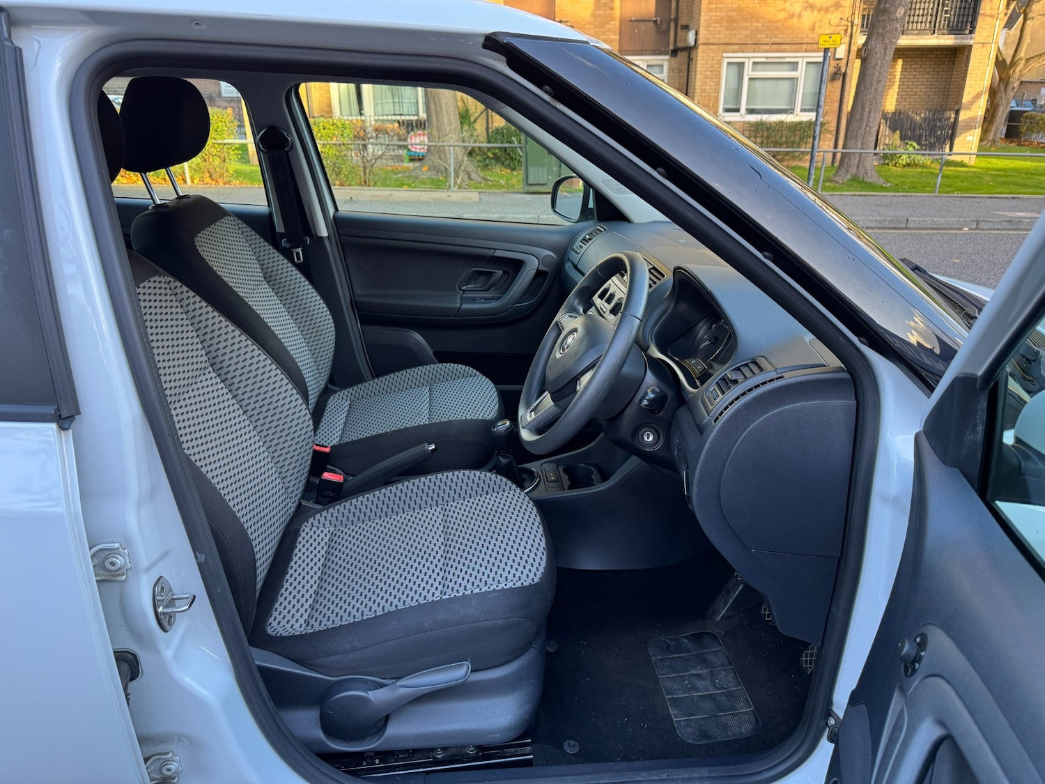 Used Skoda Fabia 2014 for sale - 76352681: Photo 14