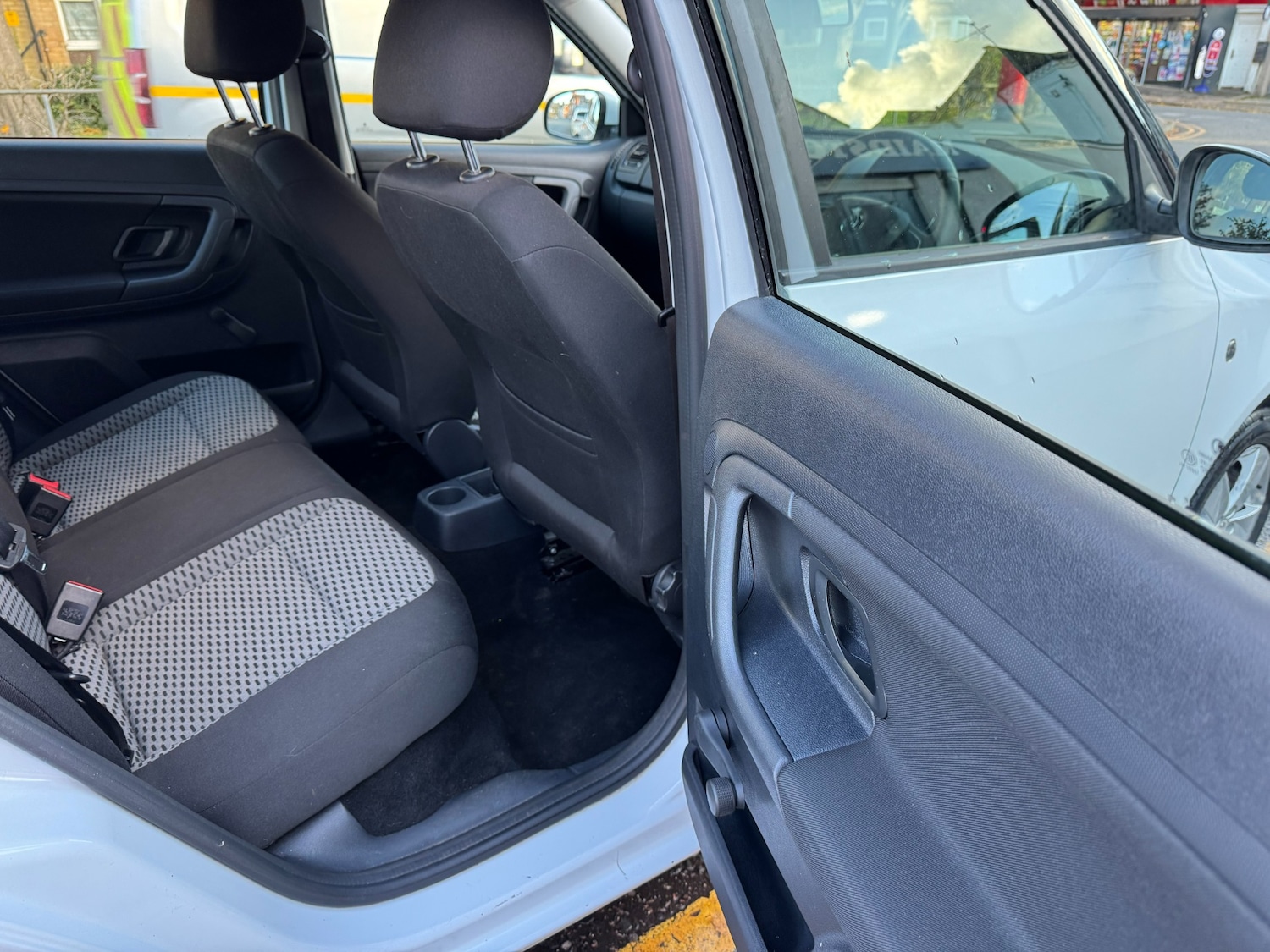 Used Skoda Fabia 2014 for sale - 76352681: Photo 51