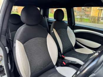 Used MINI Hatch 2010 for sale - 74010822: Photo