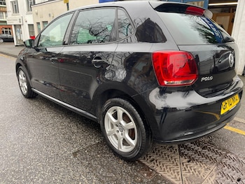 Used Volkswagen Polo 2010 for sale - 77233834: Photo