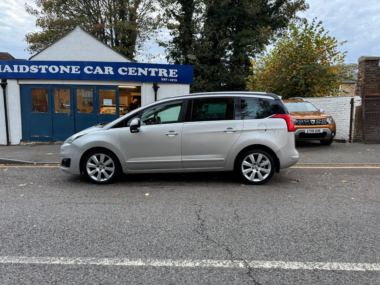 Used Peugeot 5008 2014 for sale - 76319753: Photo 12