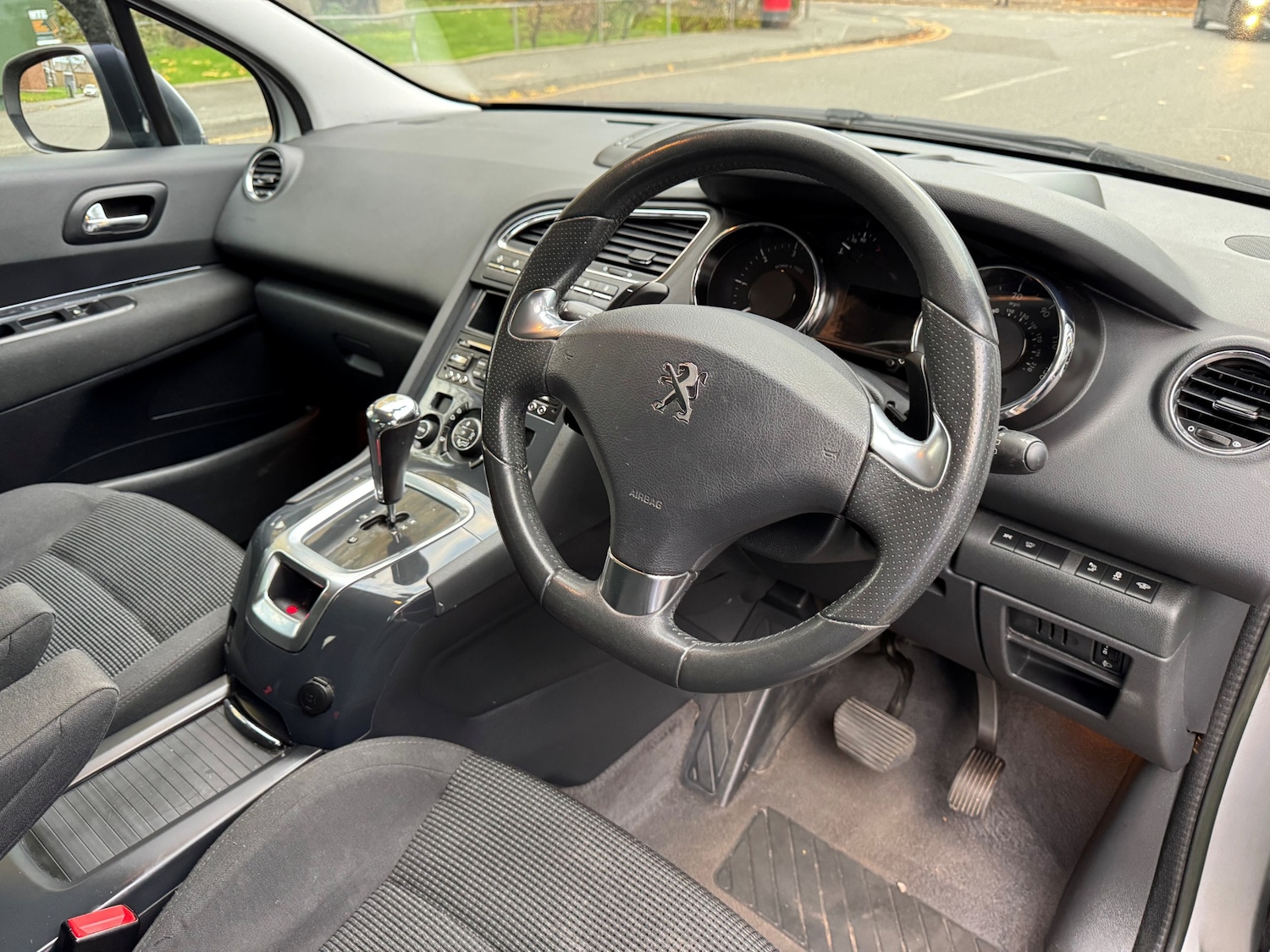 Used Peugeot 5008 2014 for sale - 76319753: Photo 17