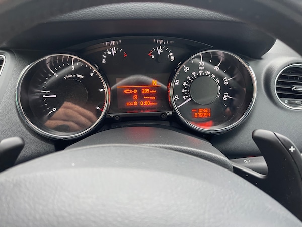 Used Peugeot 5008 2014 for sale - 76319753: Photo 2