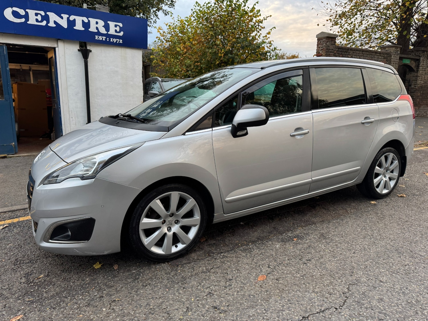 Used Peugeot 5008 2014 for sale - 76319753: Photo 34