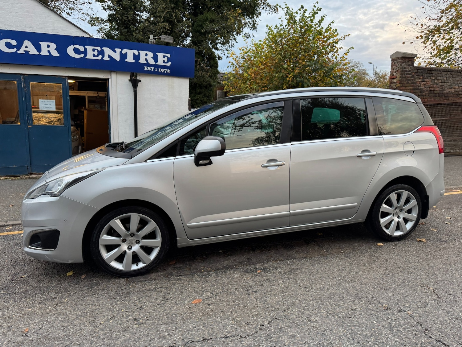 Used Peugeot 5008 2014 for sale - 76319753: Photo 37