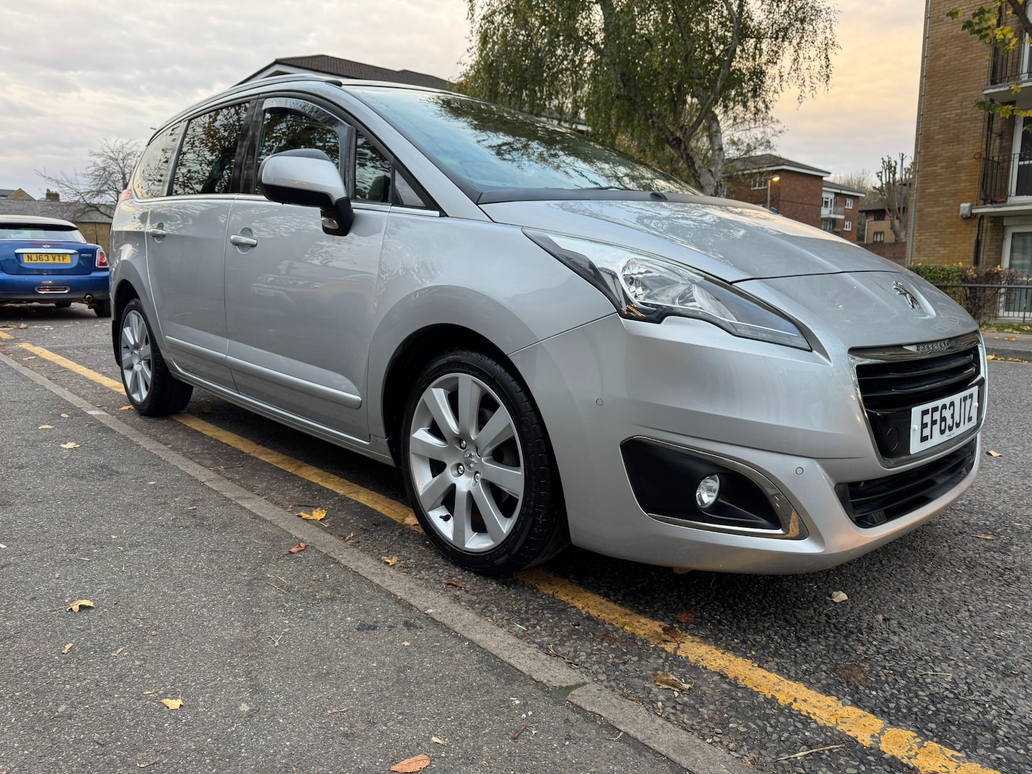Used Peugeot 5008 2014 for sale - 76319753: Photo 4