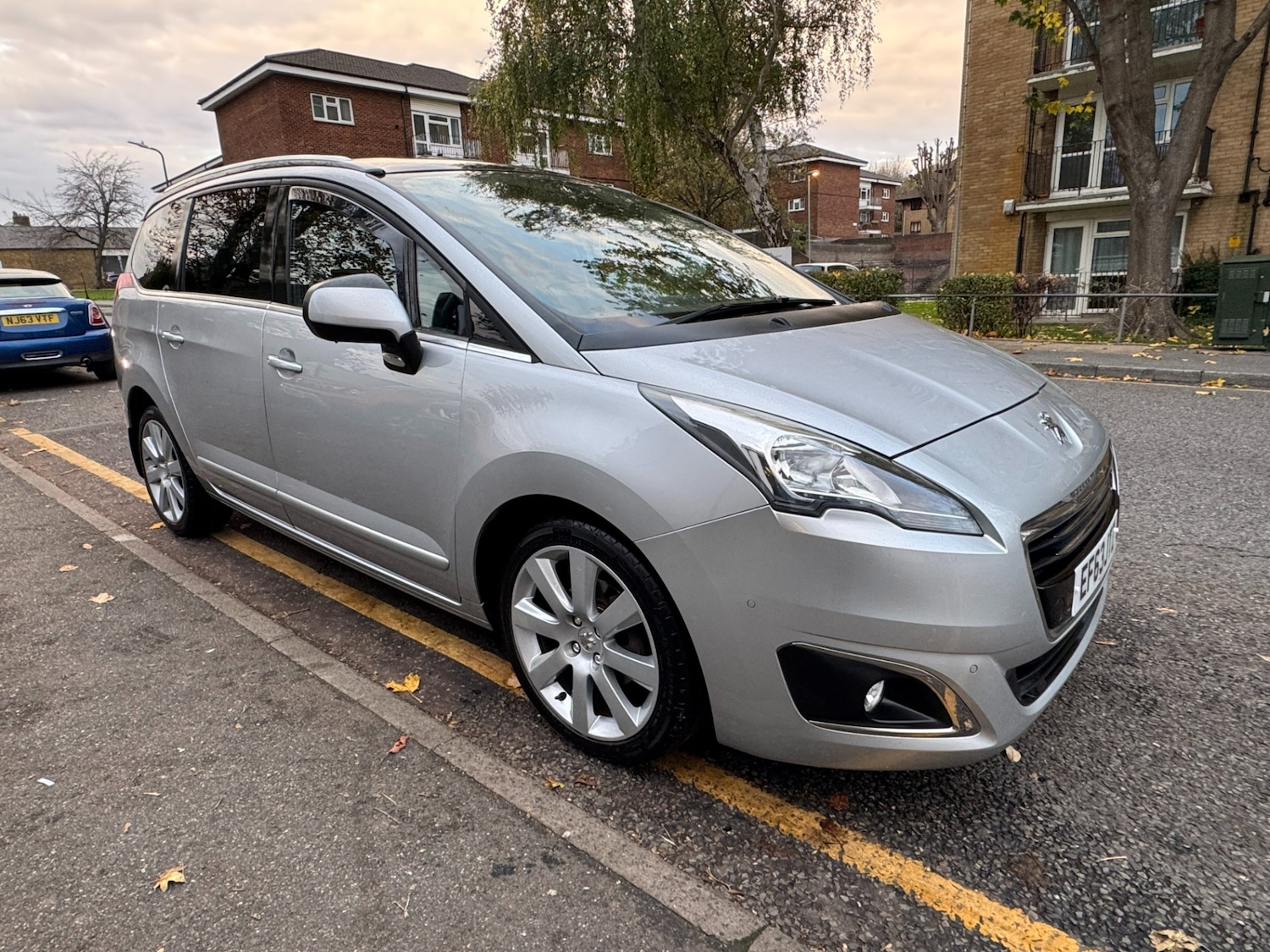 Used Peugeot 5008 2014 for sale - 76319753: Photo 5