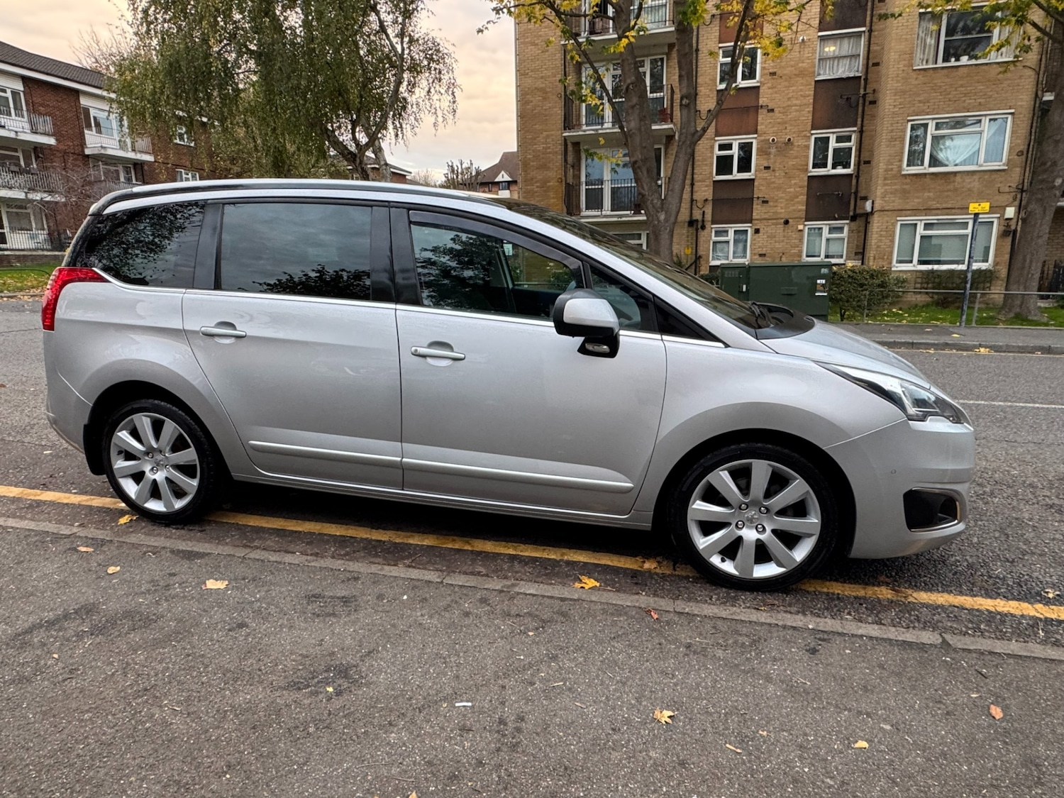 Used Peugeot 5008 2014 for sale - 76319753: Photo 63