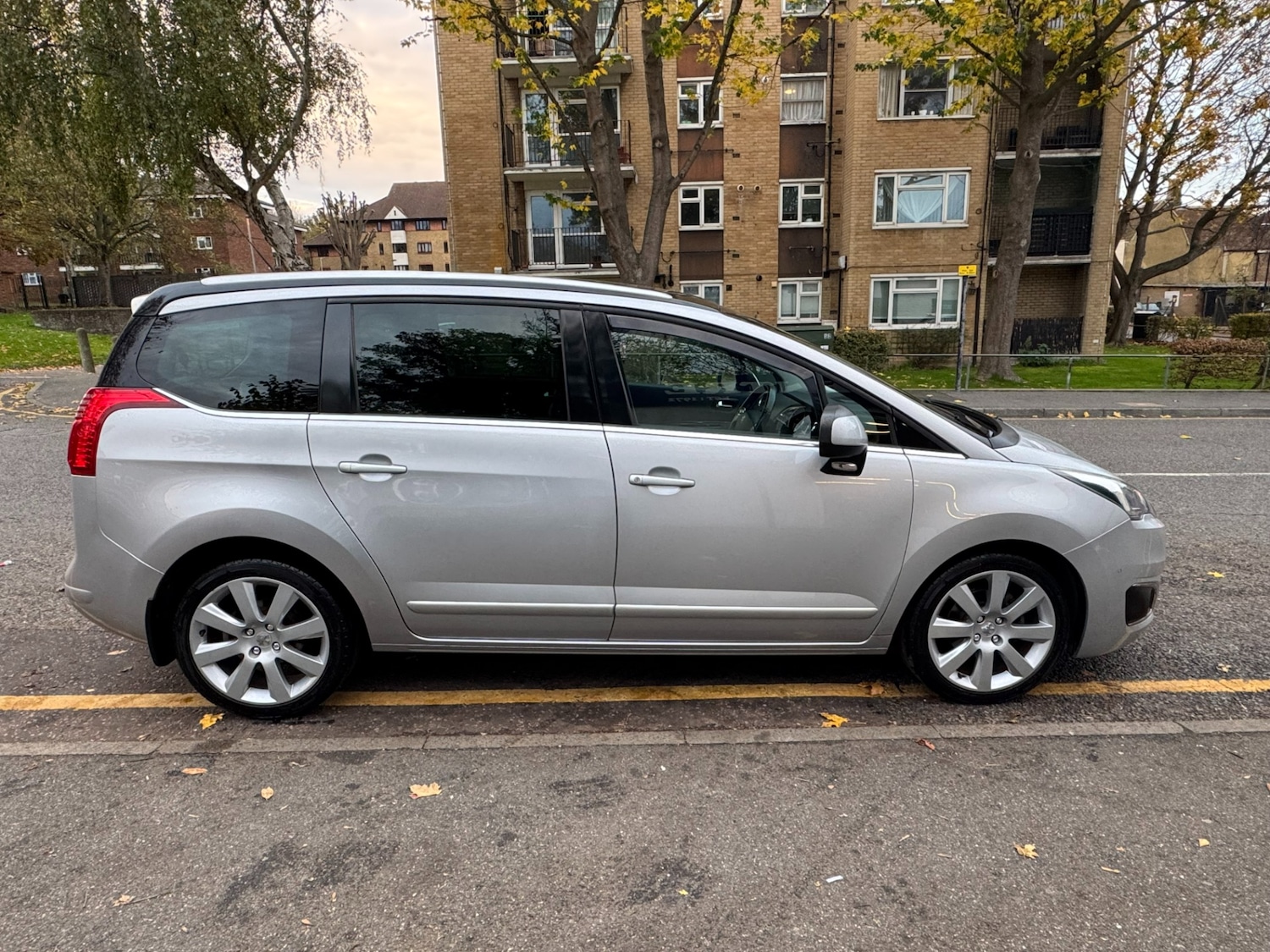 Used Peugeot 5008 2014 for sale - 76319753: Photo 64