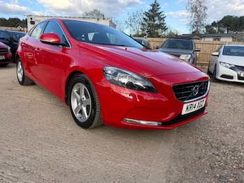 Used Volvo V40 2014 for sale - 78377134: Photo