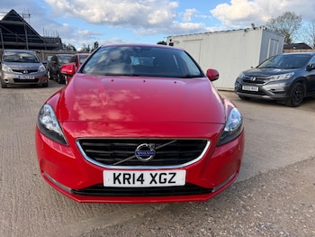 Used Volvo V40 2014 for sale - 78377134: Photo