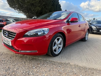 Used Volvo V40 2014 for sale - 78377134: Photo