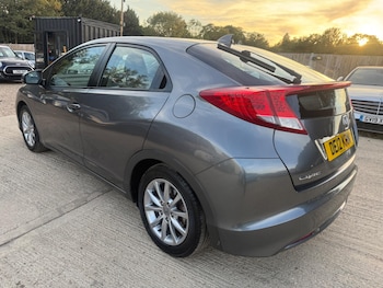 Used Honda Civic 2012 for sale - 79496757: Photo
