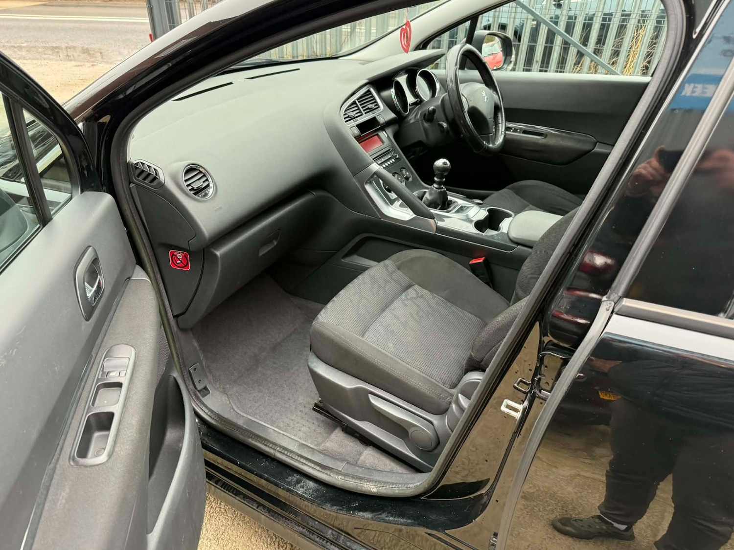 Used Peugeot 3008 2011 for sale - 77399389: Photo 11