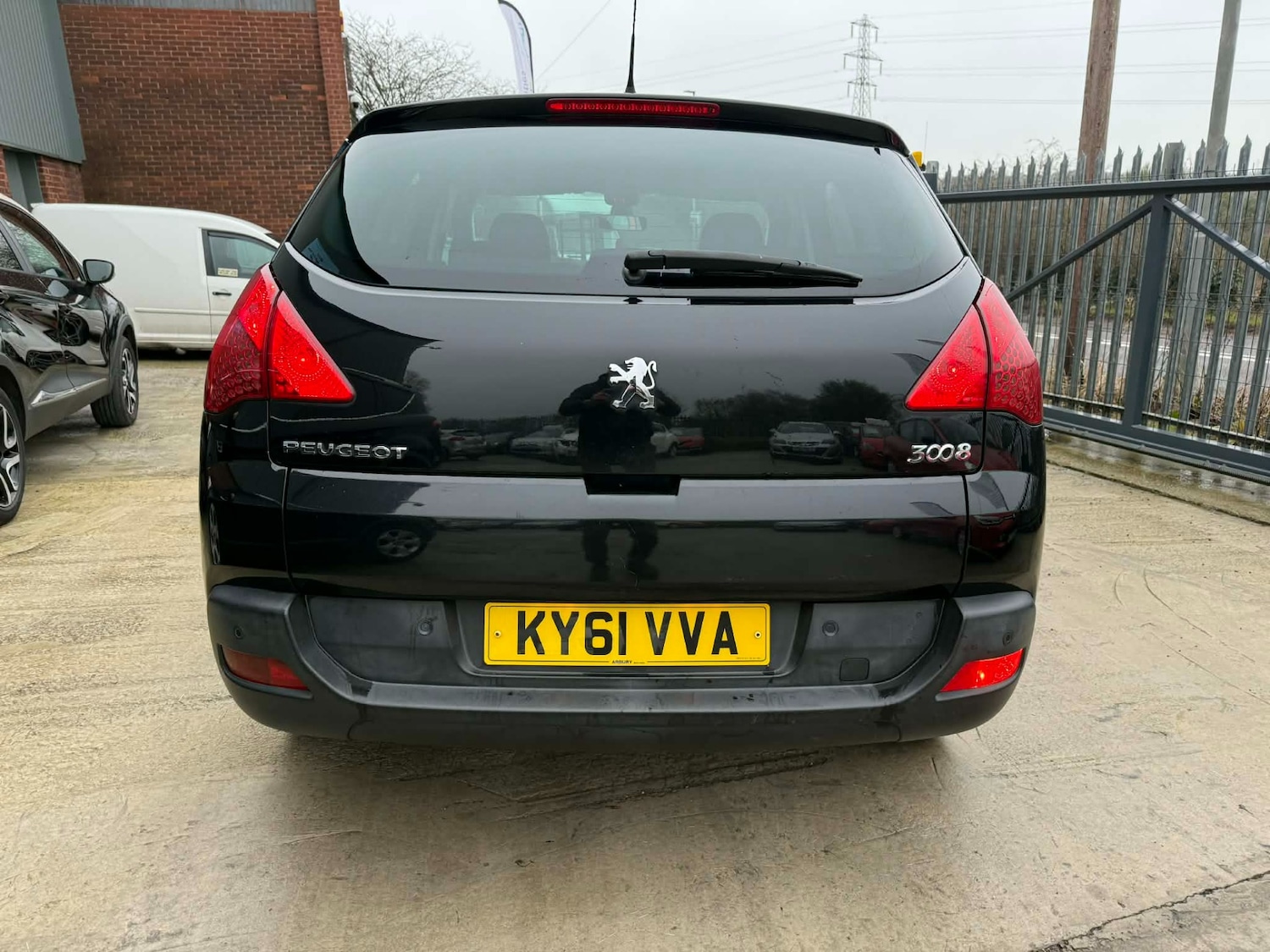 Used Peugeot 3008 2011 for sale - 77399389: Photo 7