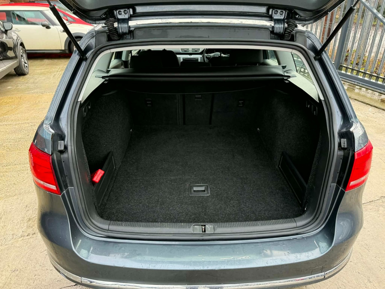 Used Volkswagen Passat 2013 for sale - 77482356: Photo 13