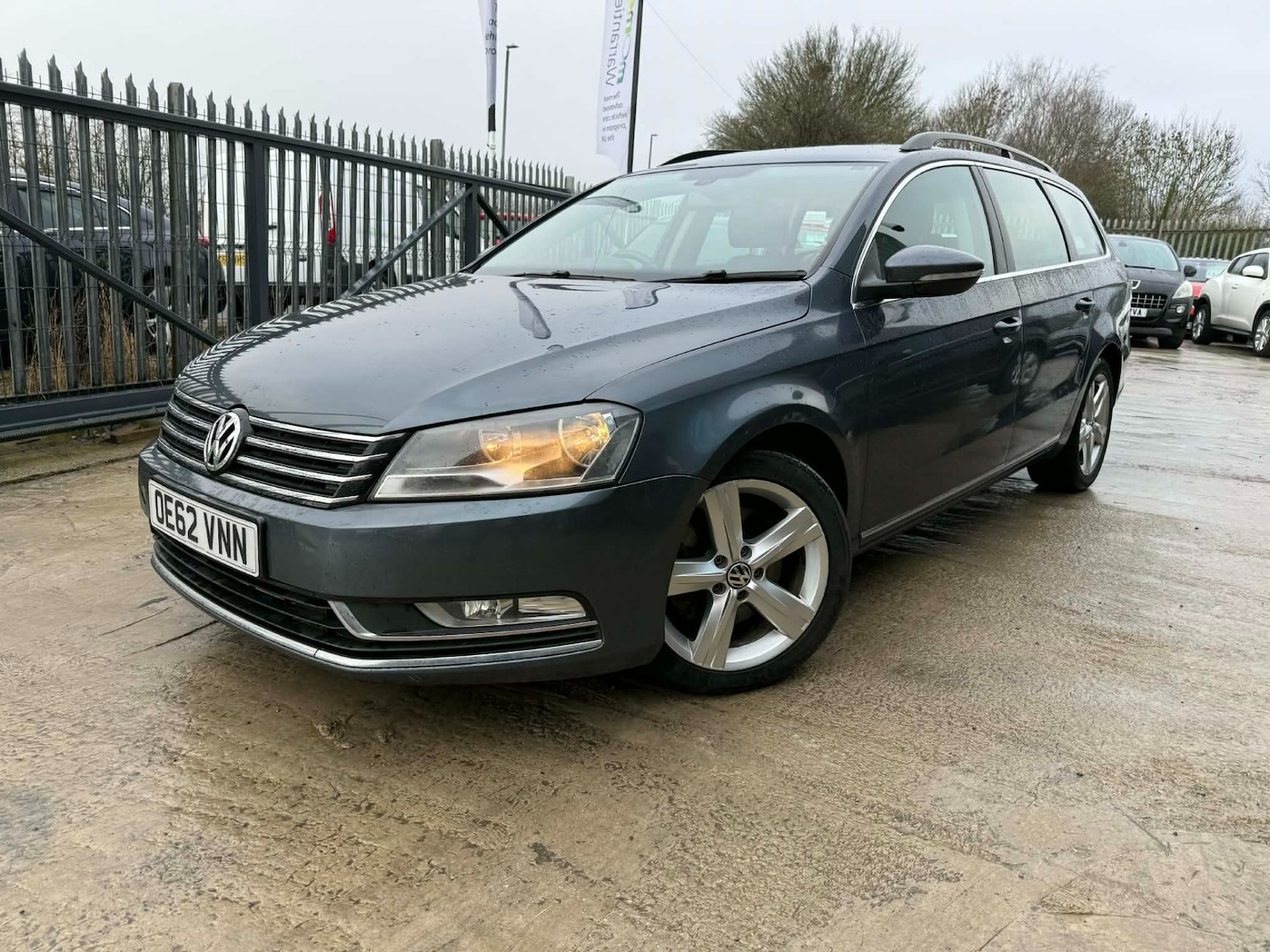Used Volkswagen Passat 2013 for sale - 77482356: Photo 2