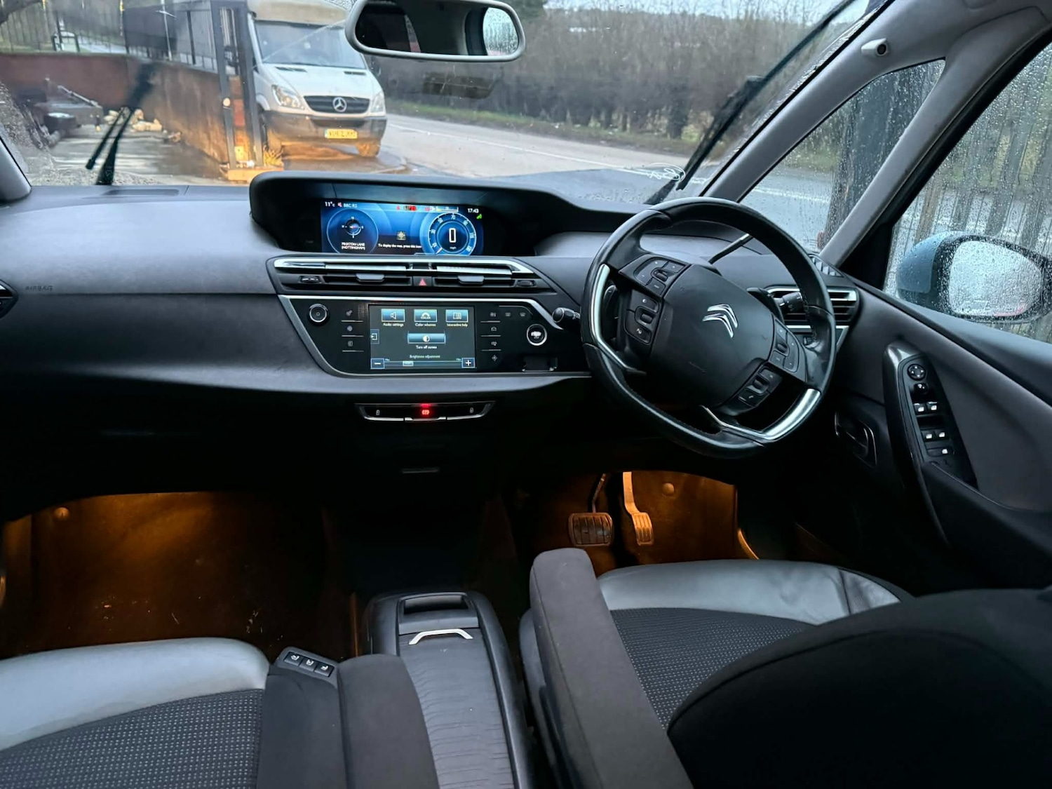 Used Citroen Grand C4 Picasso 2014 for sale - 77889153: Photo 15