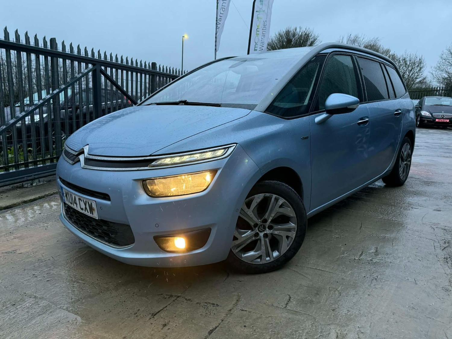 Used Citroen Grand C4 Picasso 2014 for sale - 77889153: Photo 2