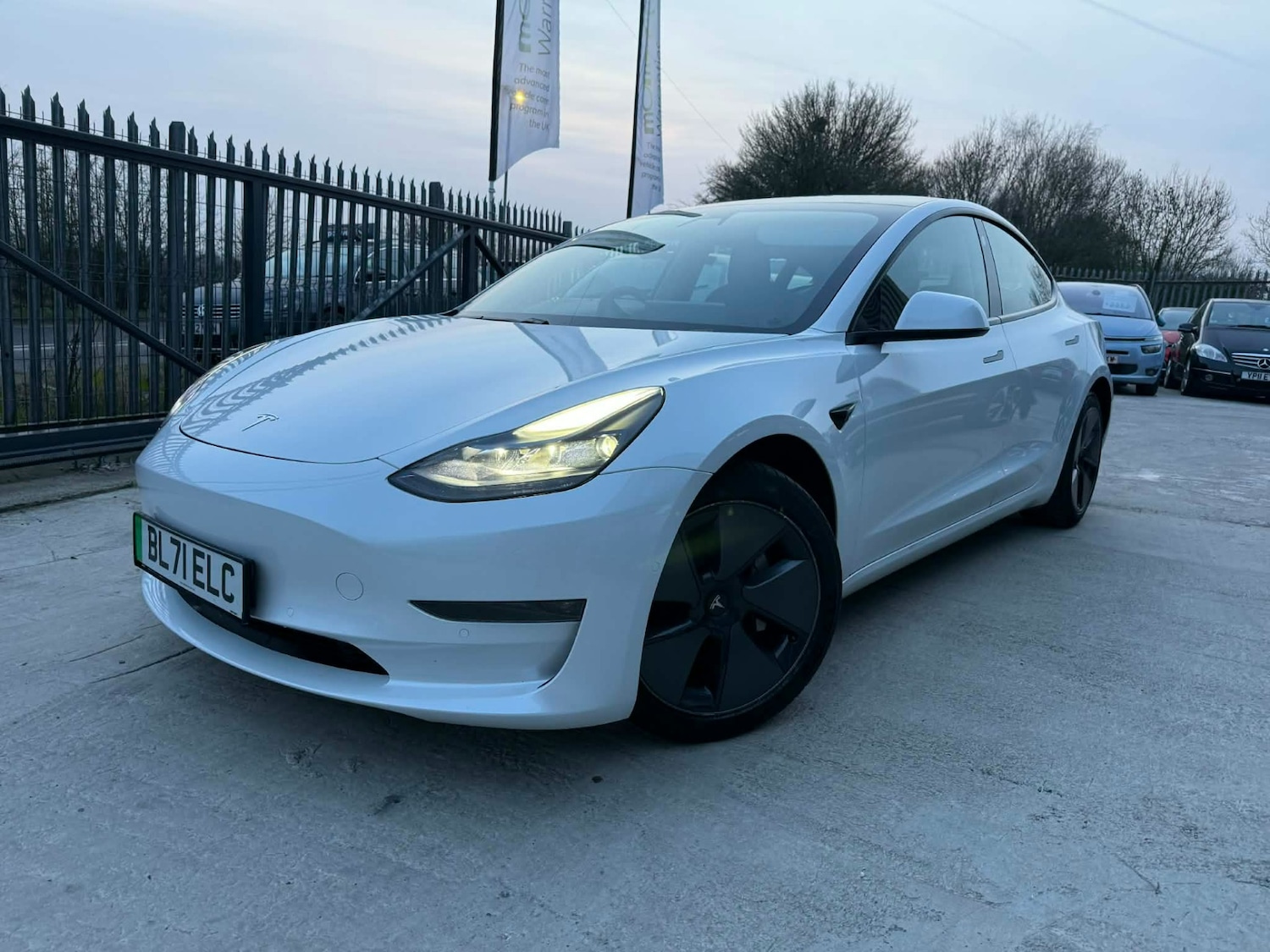 Used Tesla Model 3 2022 for sale - 77974765: Photo 2