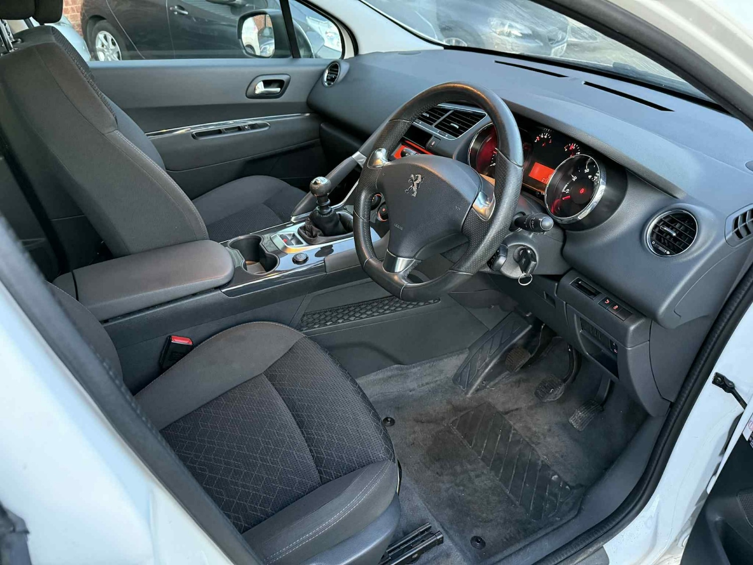 Used Peugeot 3008 2014 for sale - 76568201: Photo 16