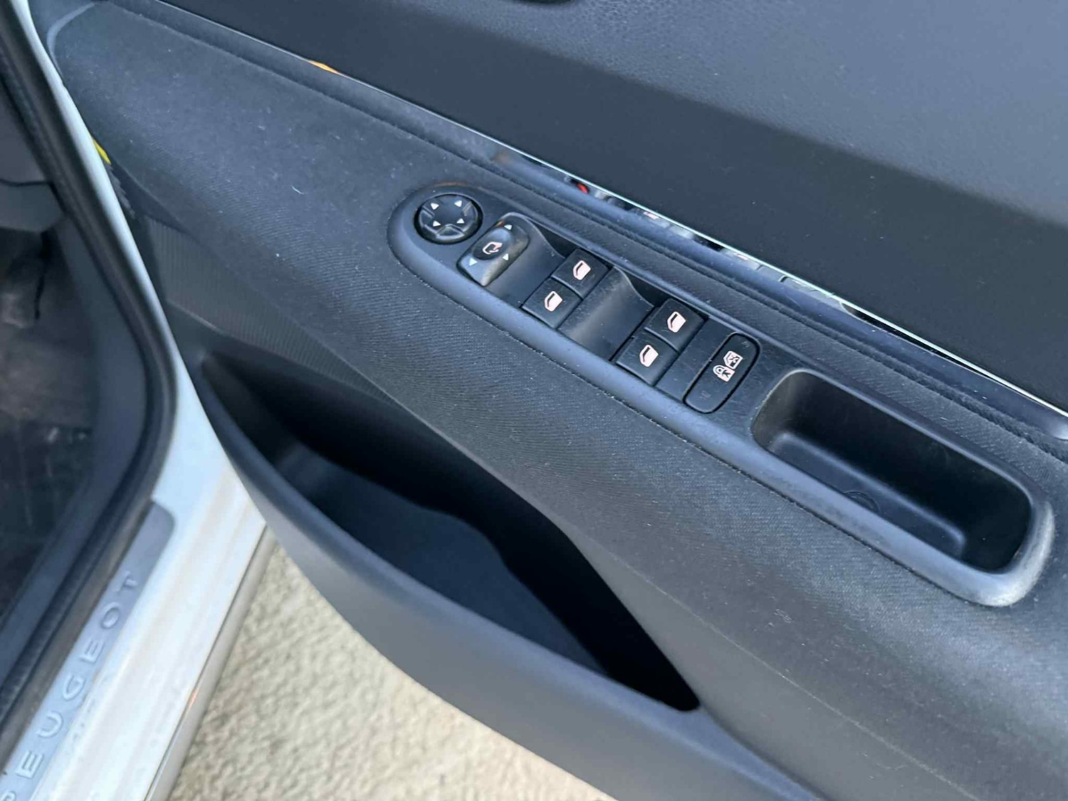 Used Peugeot 3008 2014 for sale - 76568201: Photo 17