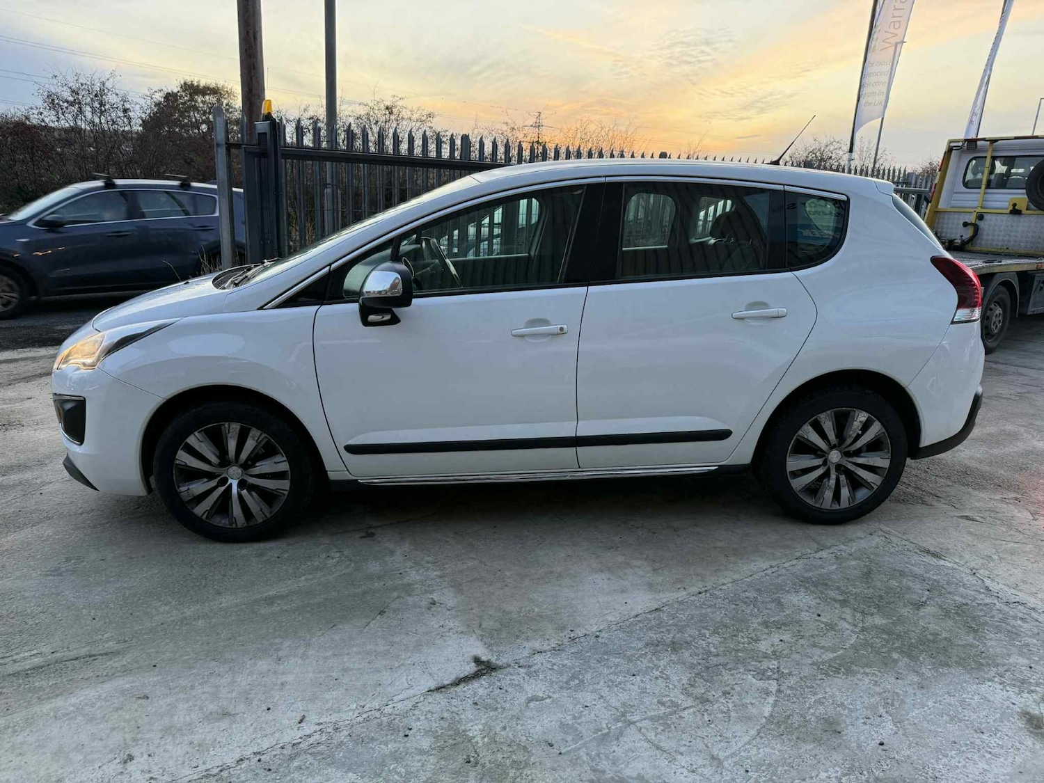 Used Peugeot 3008 2014 for sale - 76568201: Photo 8