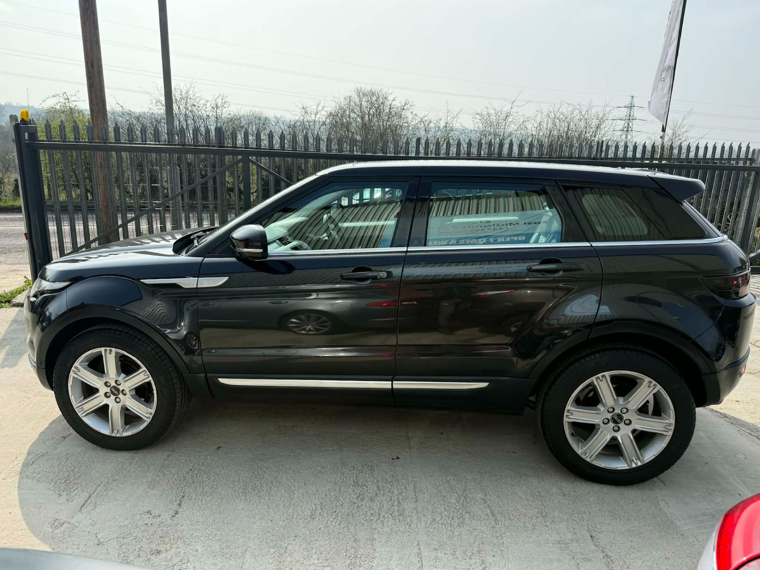 Used Land Rover Range Rover Evoque 2011 for sale - 71401793: Photo 9