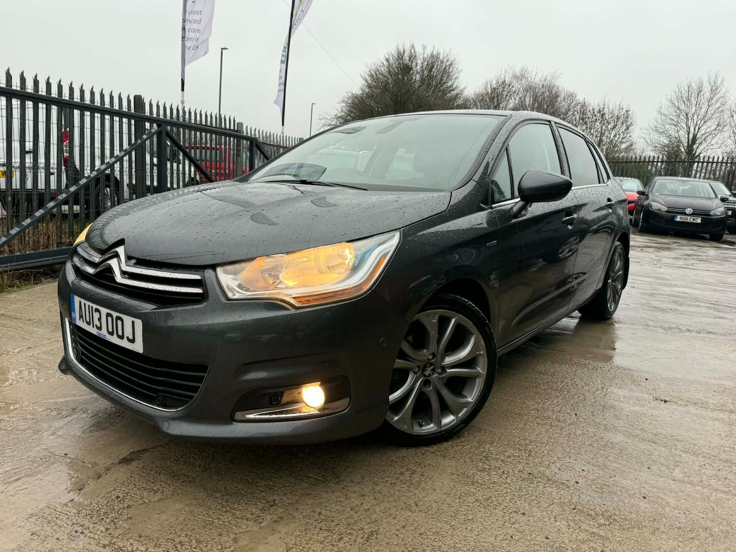 Used Citroen C4 2013 for sale - 77482368: Photo 2