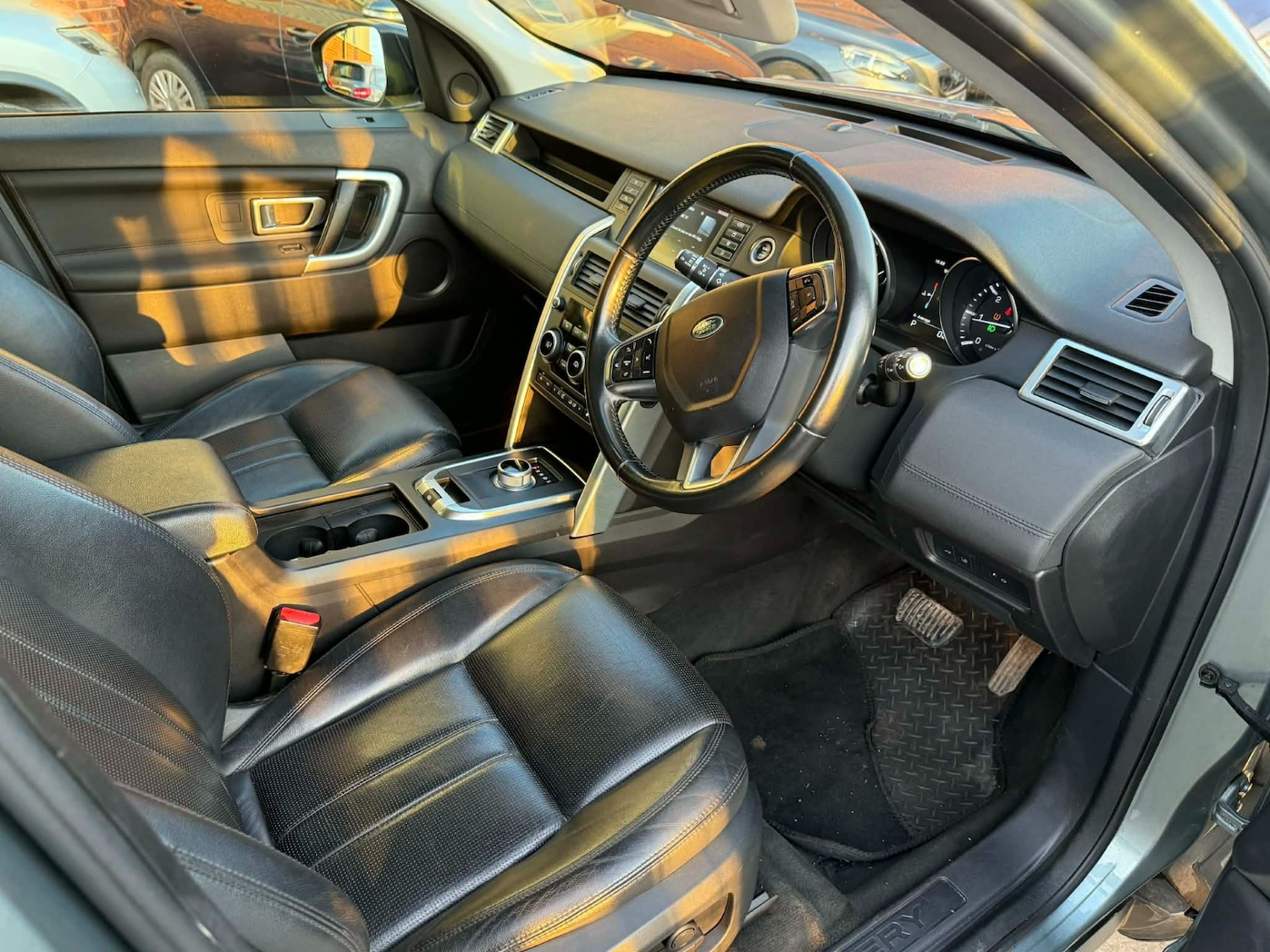 Used Land Rover Discovery Sport 2015 for sale - 76847361: Photo 15