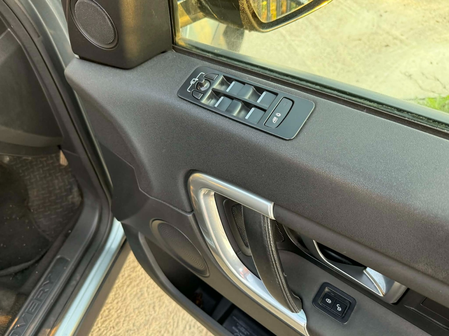 Used Land Rover Discovery Sport 2015 for sale - 76847361: Photo 16